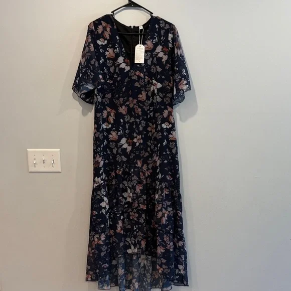 Navy Floral Maxi Dress - Picture 1 of 8